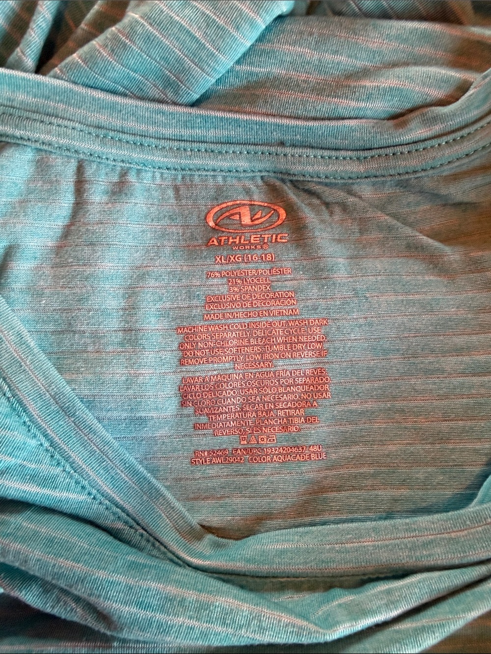 Lot of 4 Women’s Short-Sleeve Workout Tees — Various Brands - Picture 16 of 16